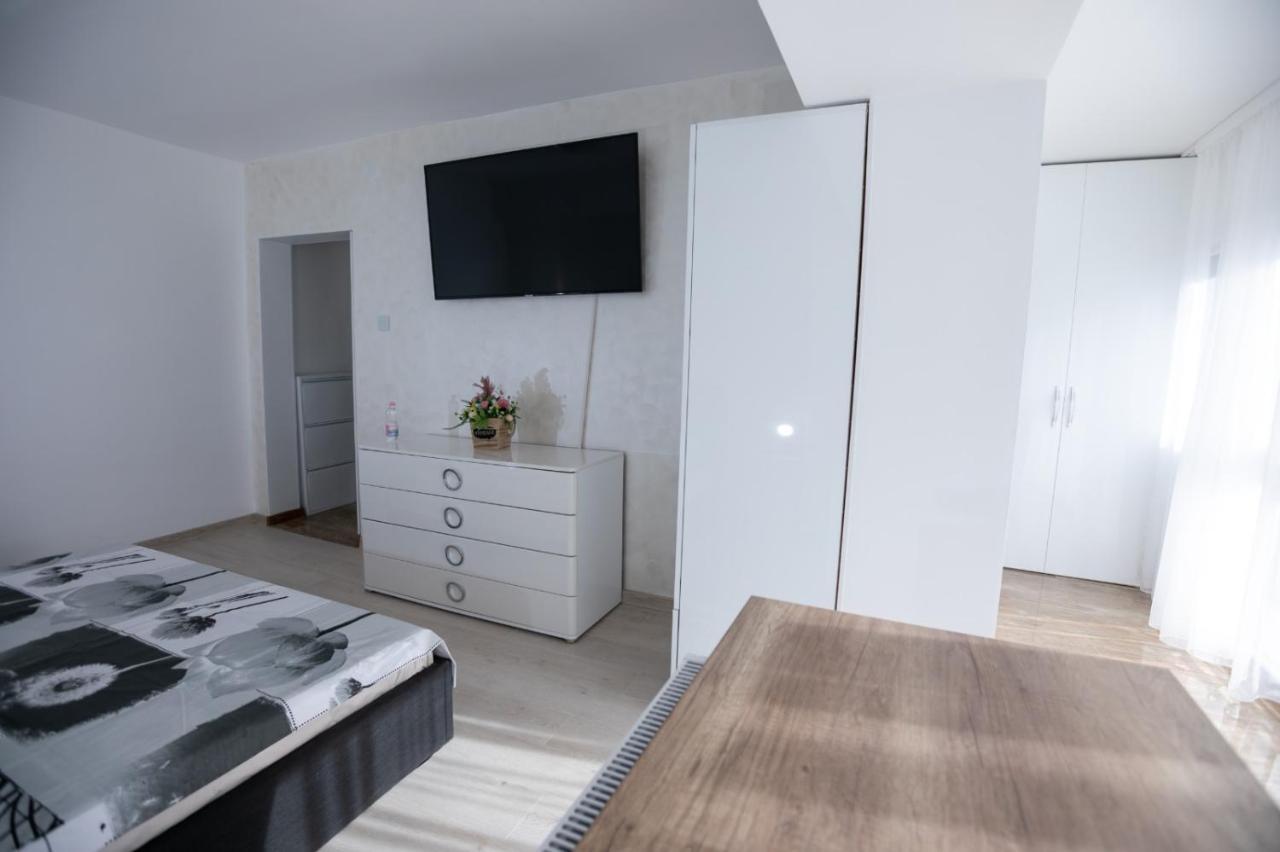 Apartament Central Târgu Jiu Eksteriør bilde
