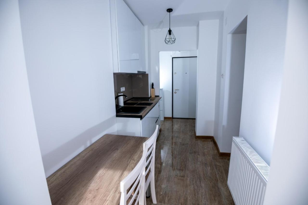 Apartament Central Târgu Jiu Eksteriør bilde