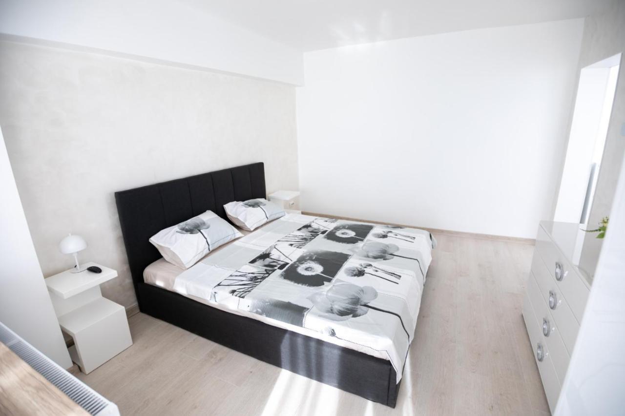 Apartament Central Târgu Jiu Eksteriør bilde